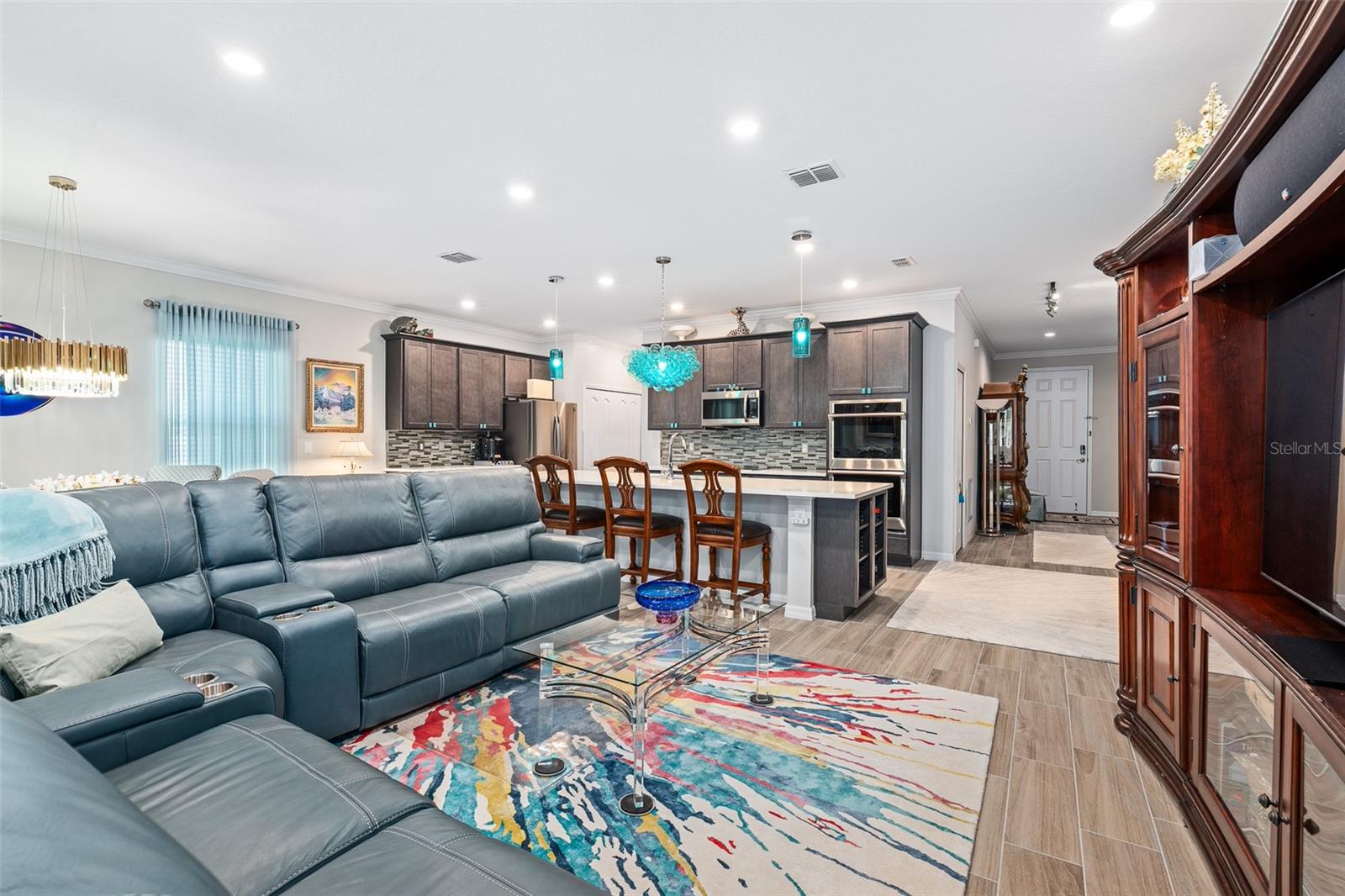 04 FAIRWAYS - Residential