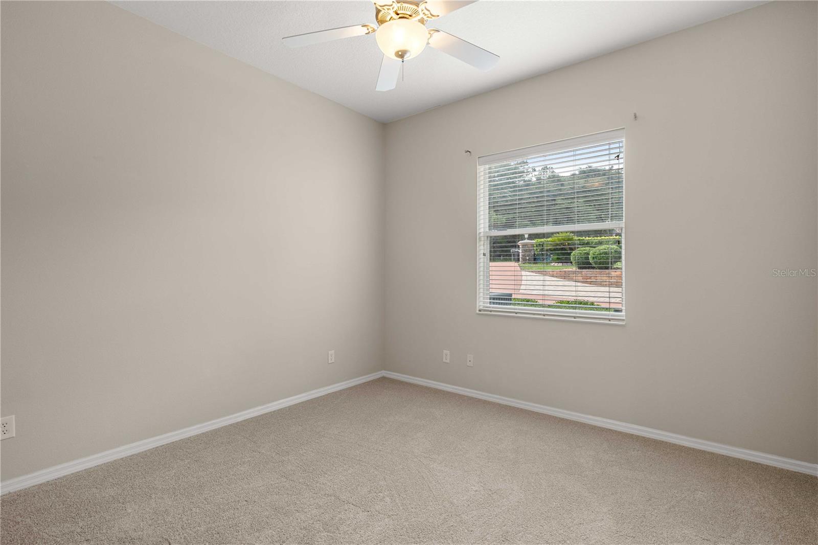 PINE RIDGE UNIT 03 - Residential