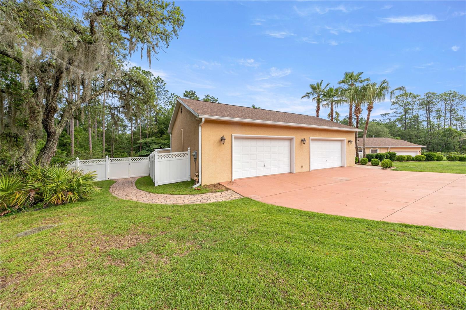 PINE RIDGE UNIT 03 - Residential