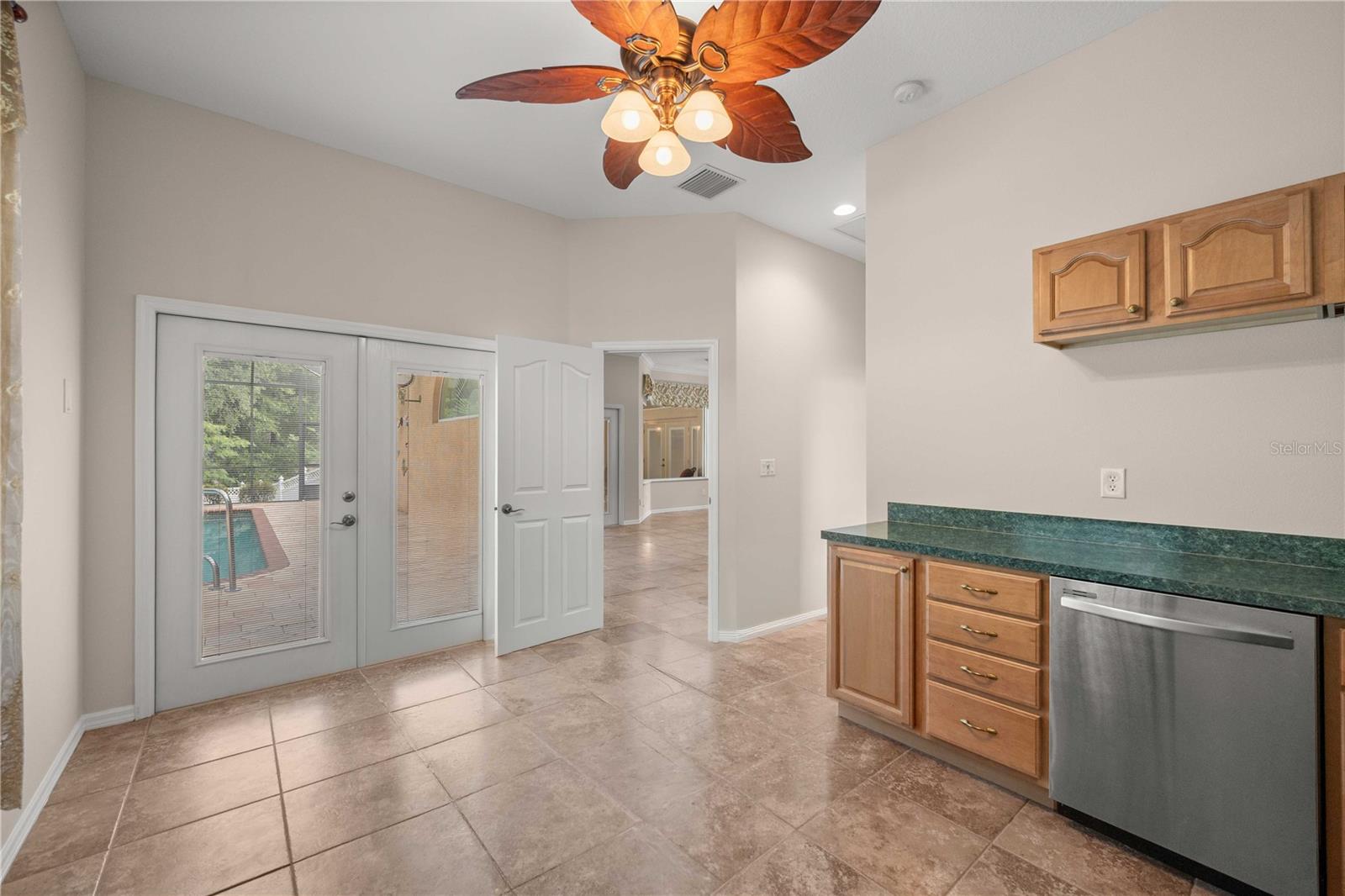 PINE RIDGE UNIT 03 - Residential