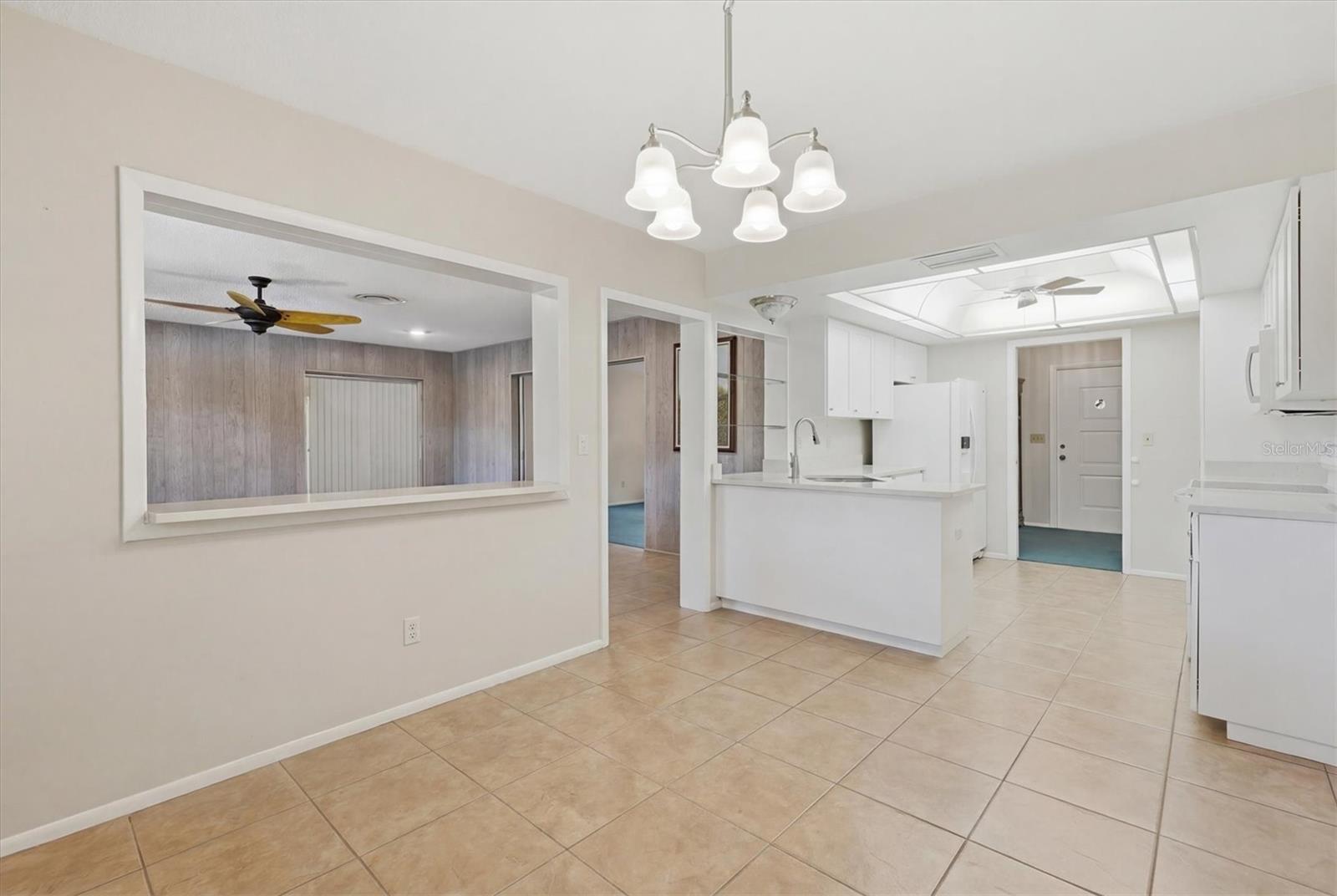DE SOTO LAKES - Residential