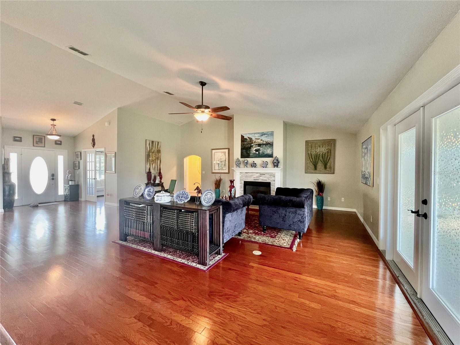 MAJESTIC OAKS FOURTH ADD - Residential