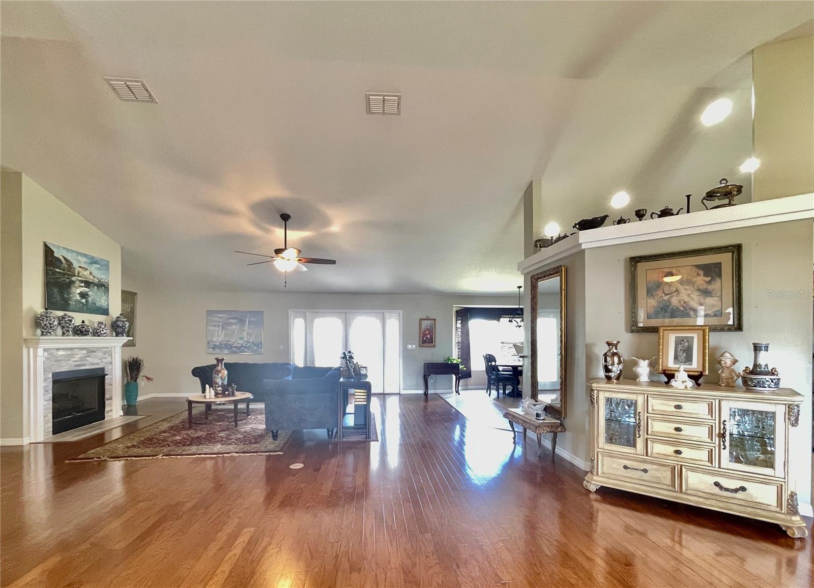 MAJESTIC OAKS FOURTH ADD - Residential