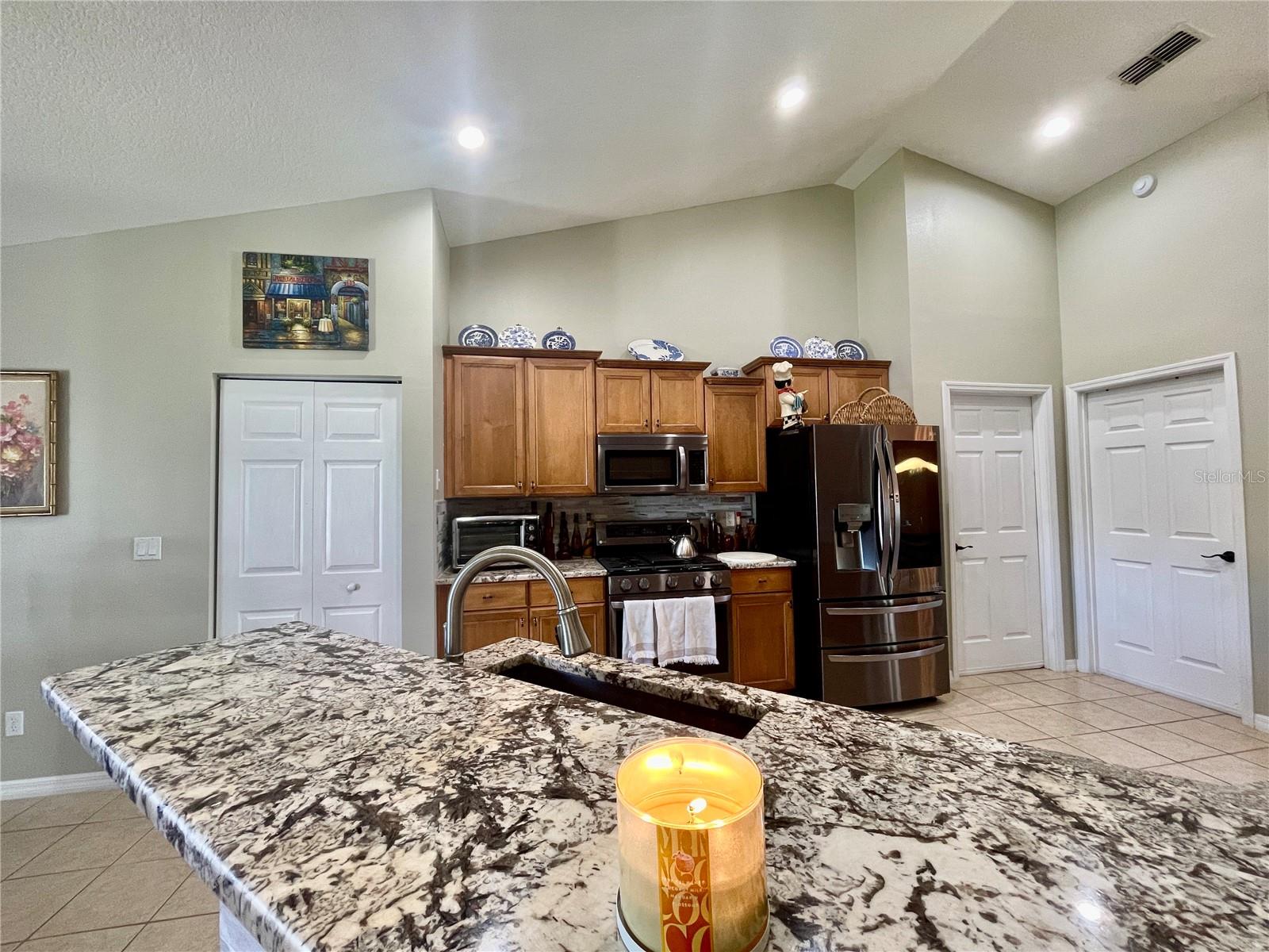 MAJESTIC OAKS FOURTH ADD - Residential