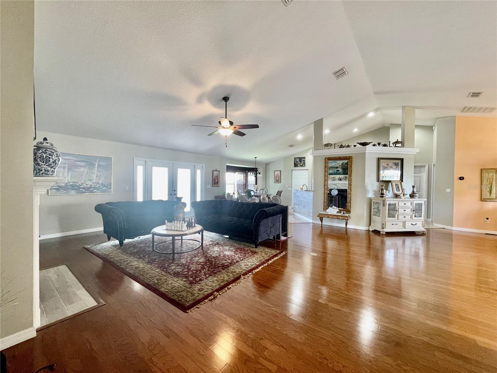 MAJESTIC OAKS FOURTH ADD - Residential