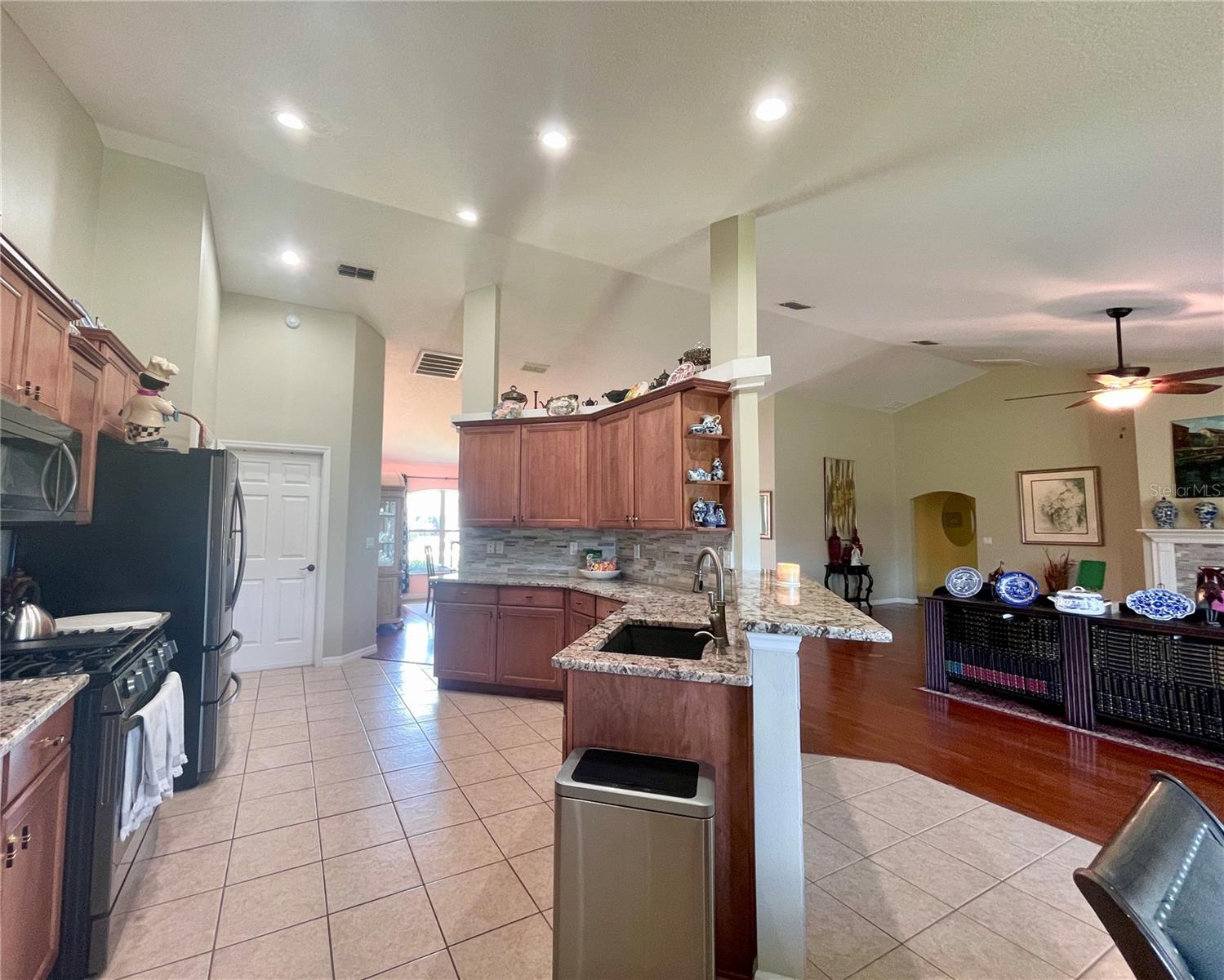 MAJESTIC OAKS FOURTH ADD - Residential