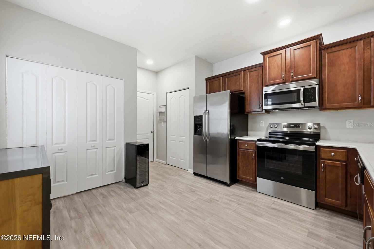 DURBIN XING TWNHMS PH I - Residential