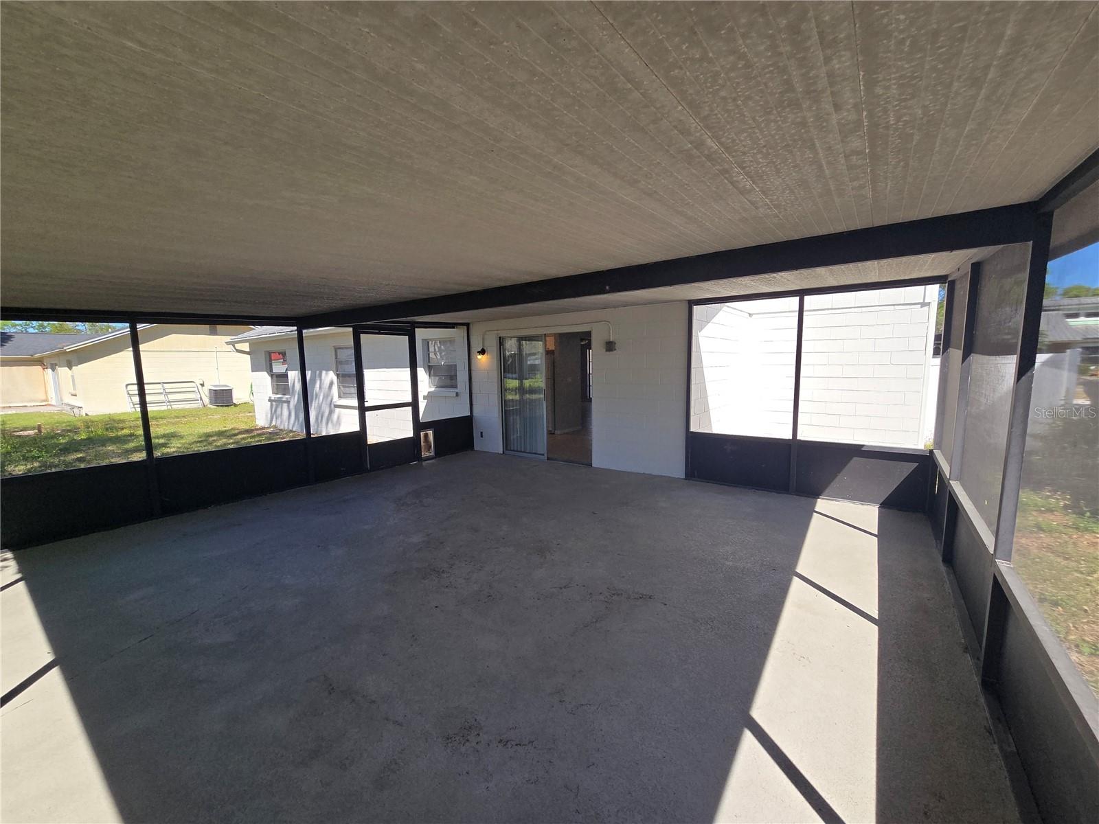 BOYETTE SPGS SEC B UN #2 - Residential Lease