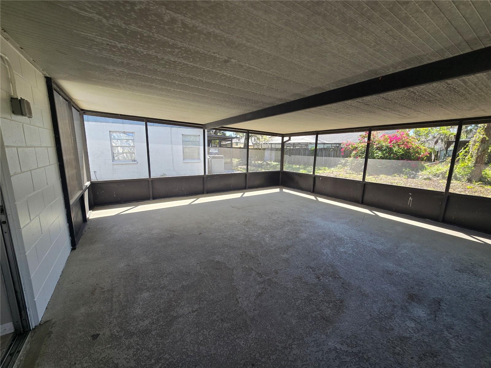 BOYETTE SPGS SEC B UN #2 - Residential Lease