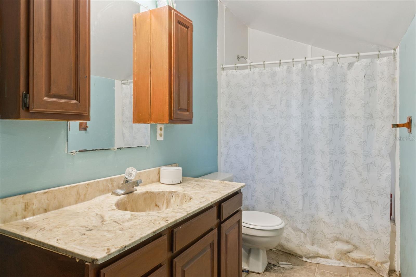 BAYMEADOWS - Residential