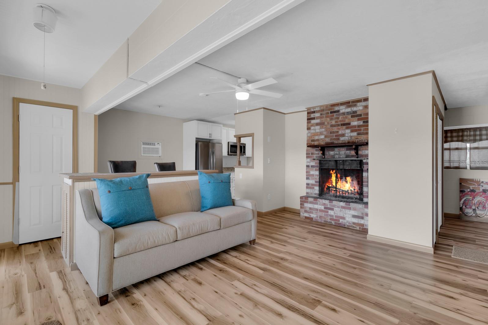 LEMON BLUFF ADD 02 - Residential