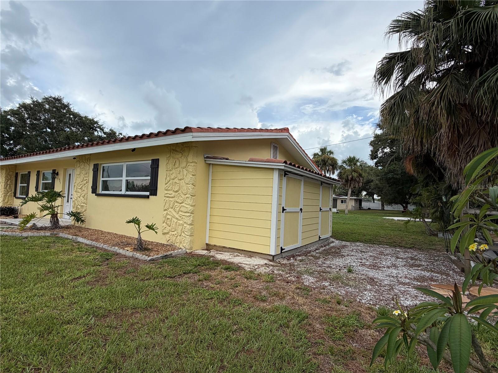 DUNEDIN ISLES COUNTRY CLUB SEC A - Residential