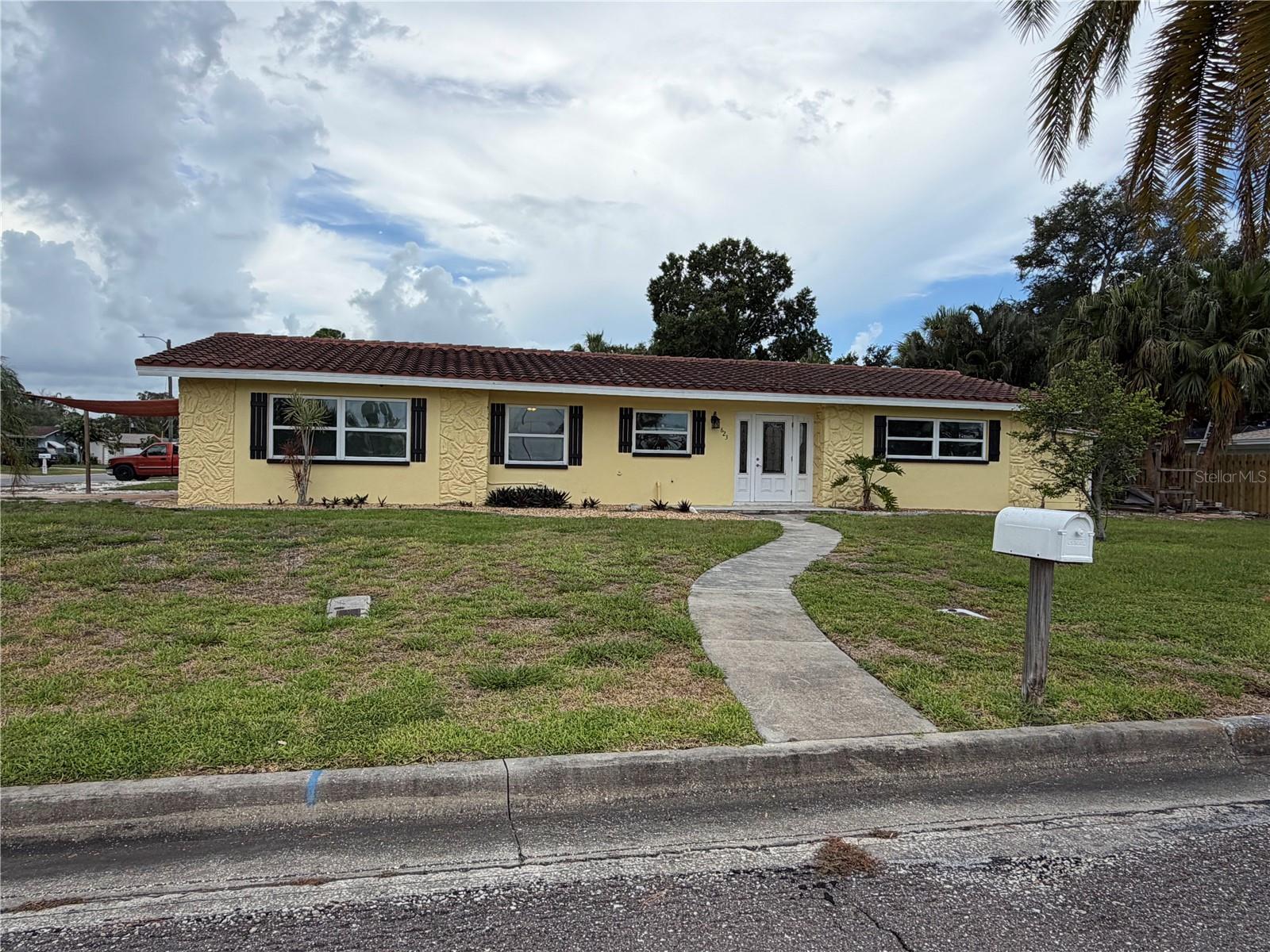 DUNEDIN ISLES COUNTRY CLUB SEC A - Residential