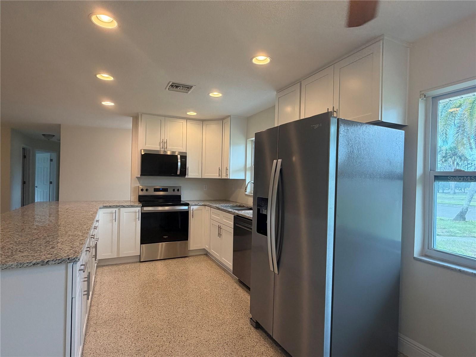 DUNEDIN ISLES COUNTRY CLUB SEC A - Residential