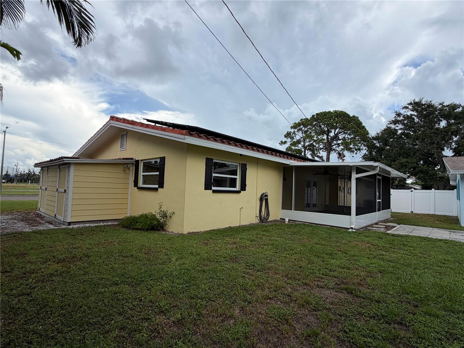 DUNEDIN ISLES COUNTRY CLUB SEC A - Residential