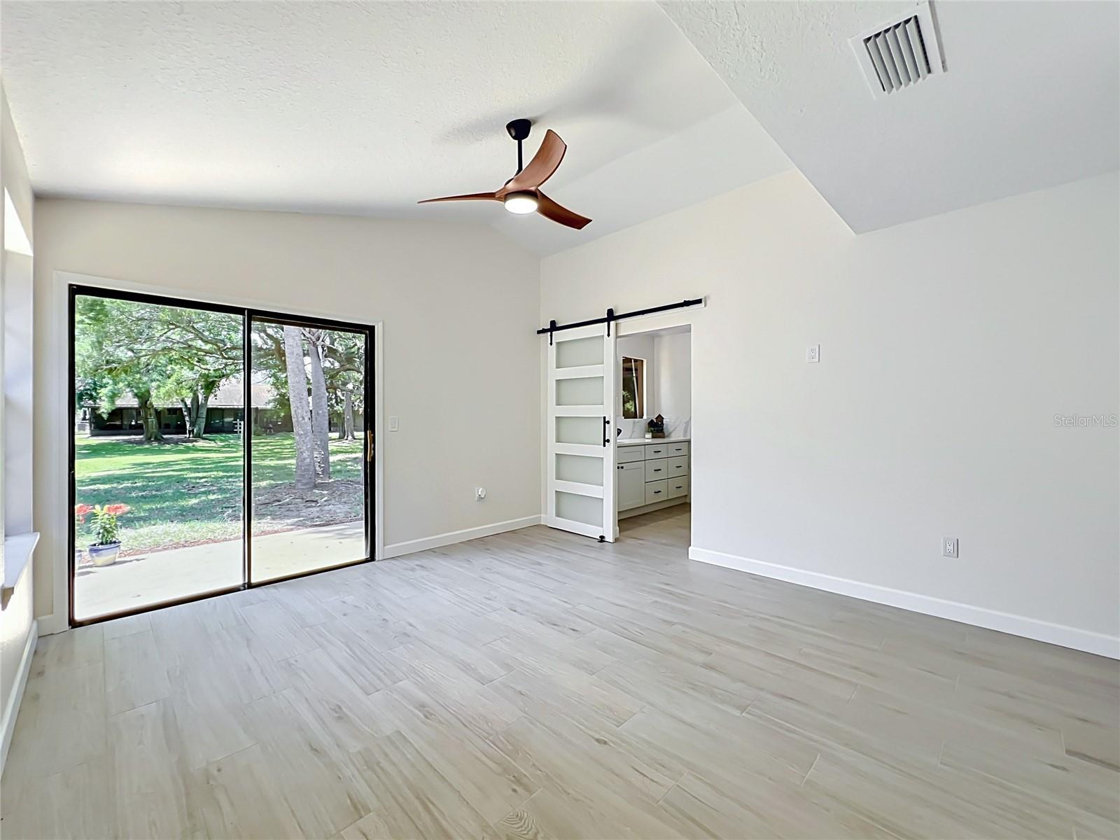 ADMIRALTY LAKES LAKE PATIO HOMES 02 REP PH 01 - Residential