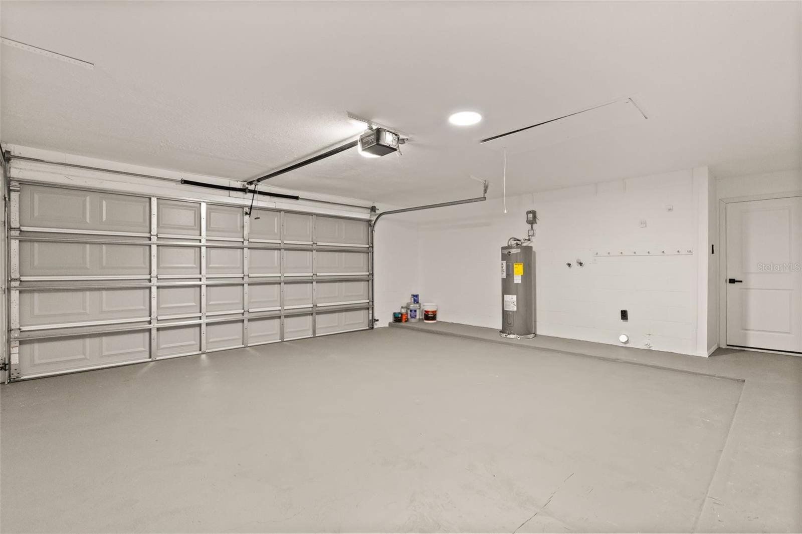 SILVER RIDGE PH 02 - Residential