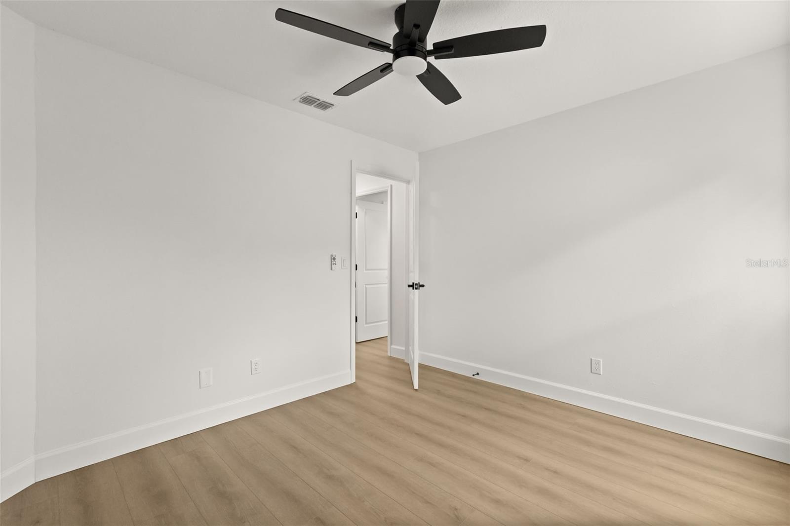 SILVER RIDGE PH 02 - Residential