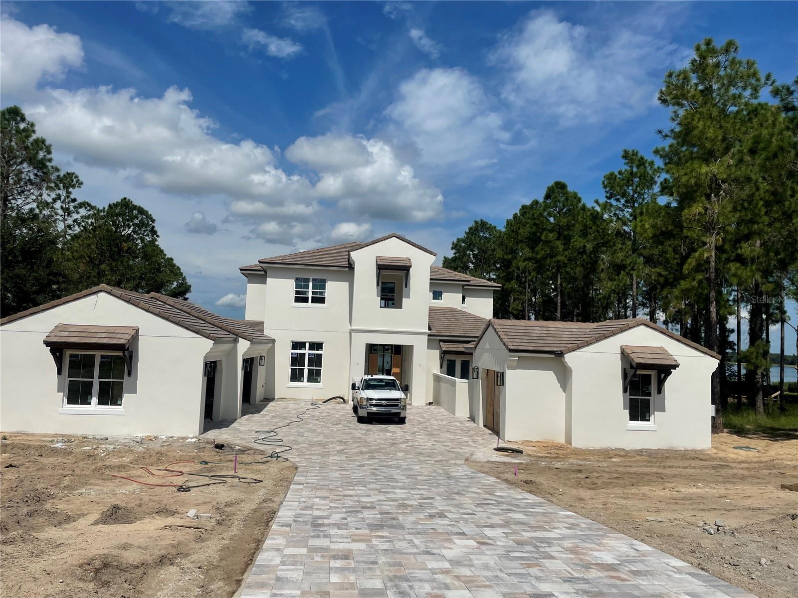 New build in Bella Collina.