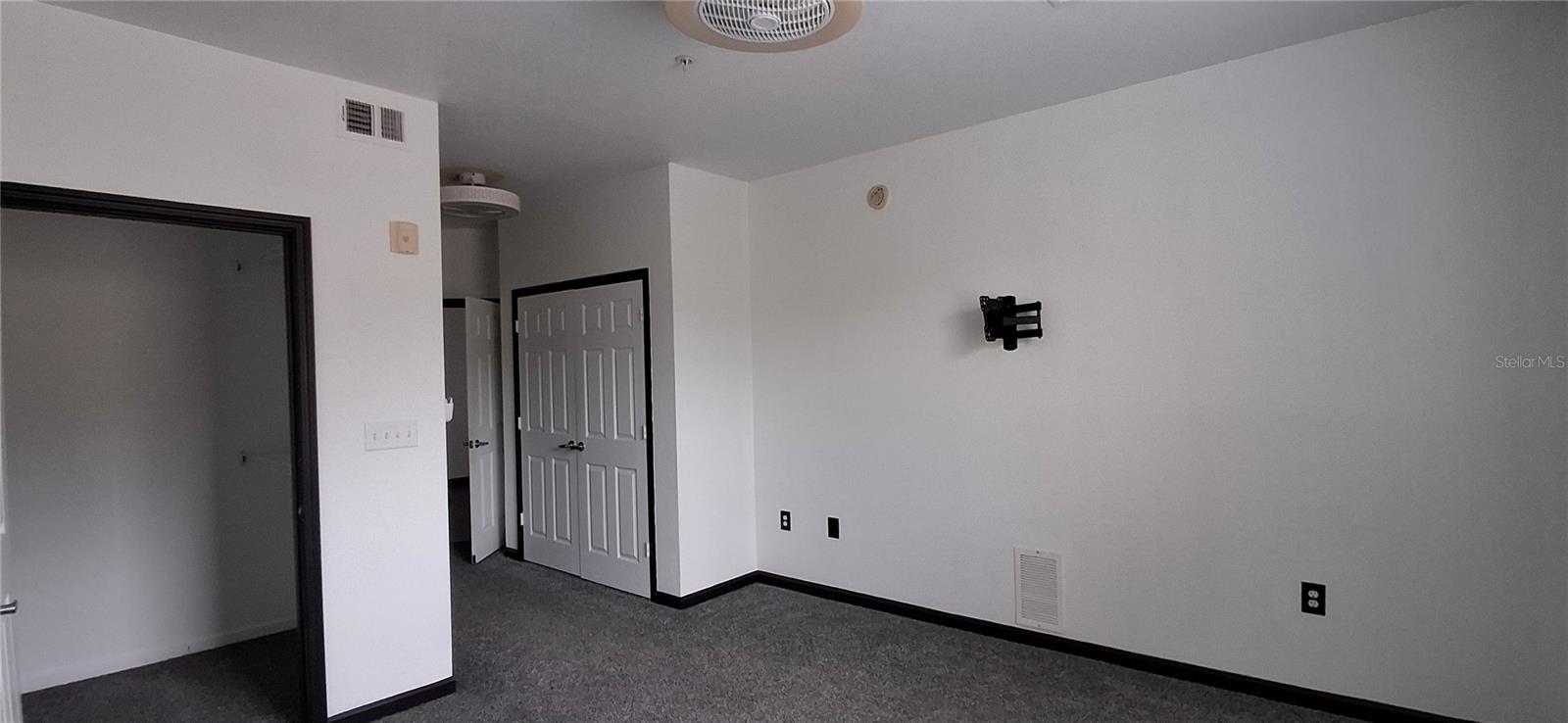 VILLA MEDICI CONDO - Residential