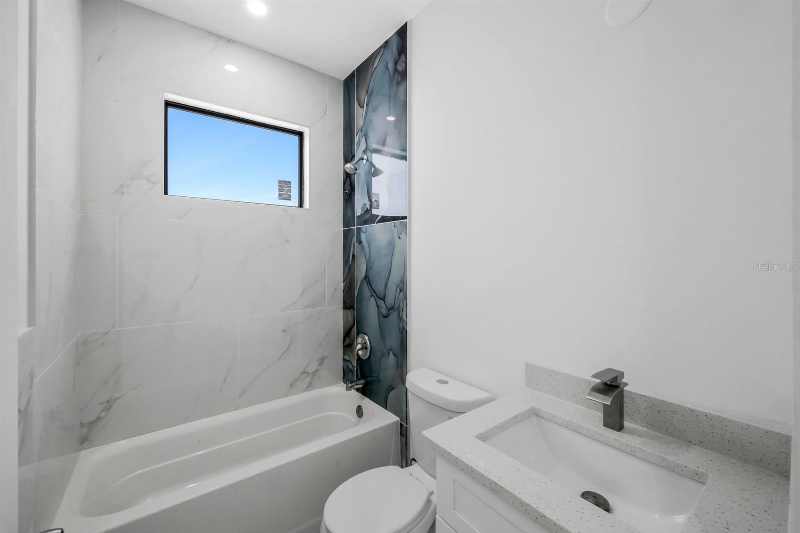 MIRROR LAKES UNIT 18 - Residential