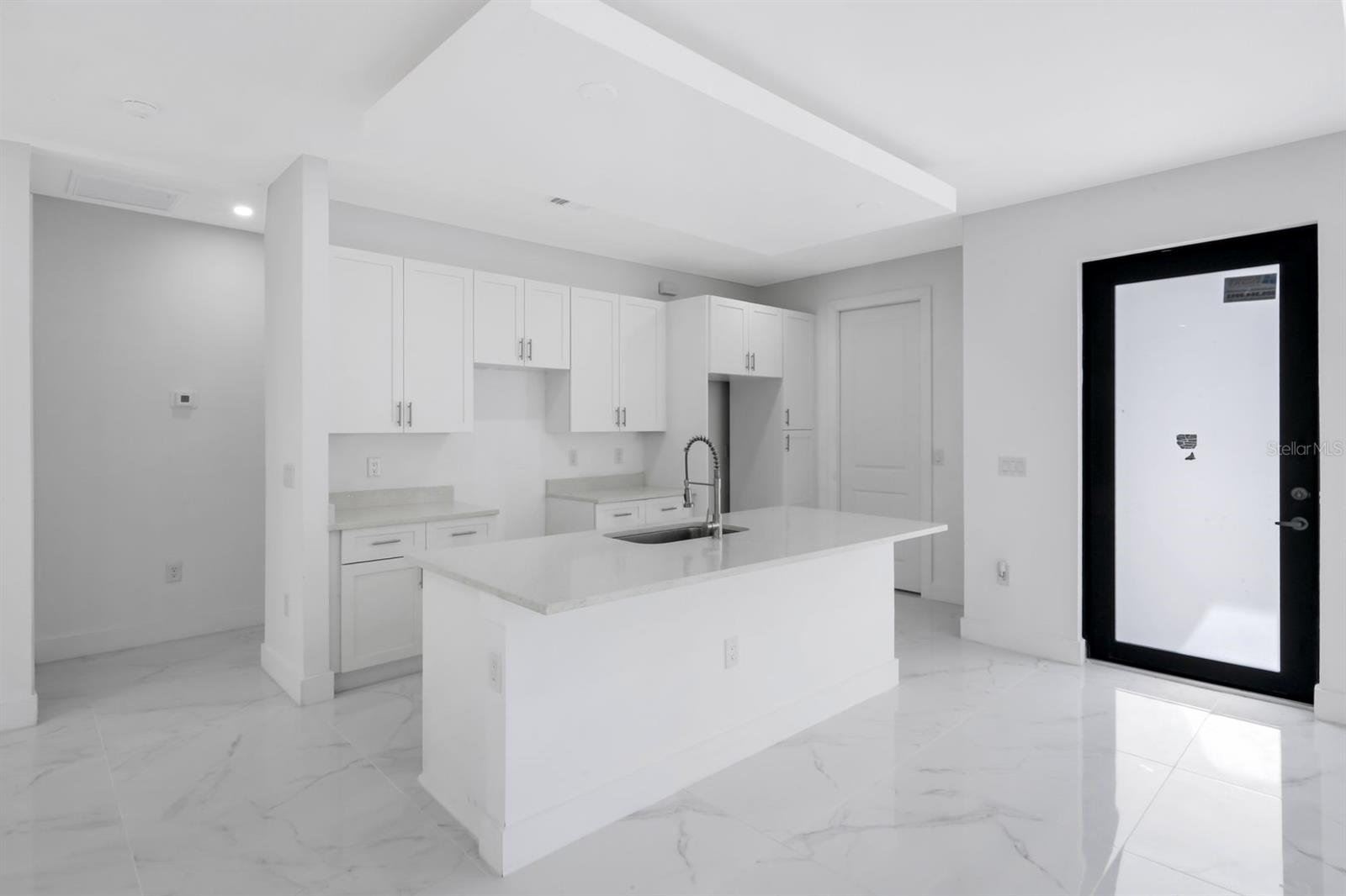MIRROR LAKES UNIT 18 - Residential
