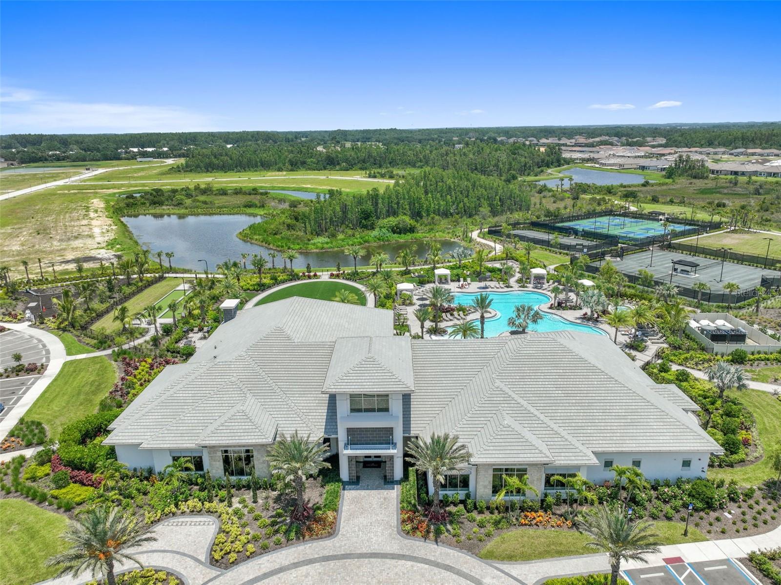 ESPLANADE/WIREGRASS RANCH PH I - Residential