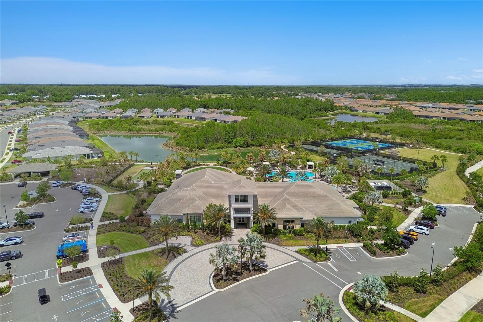 ESPLANADE/WIREGRASS RANCH PH I - Residential