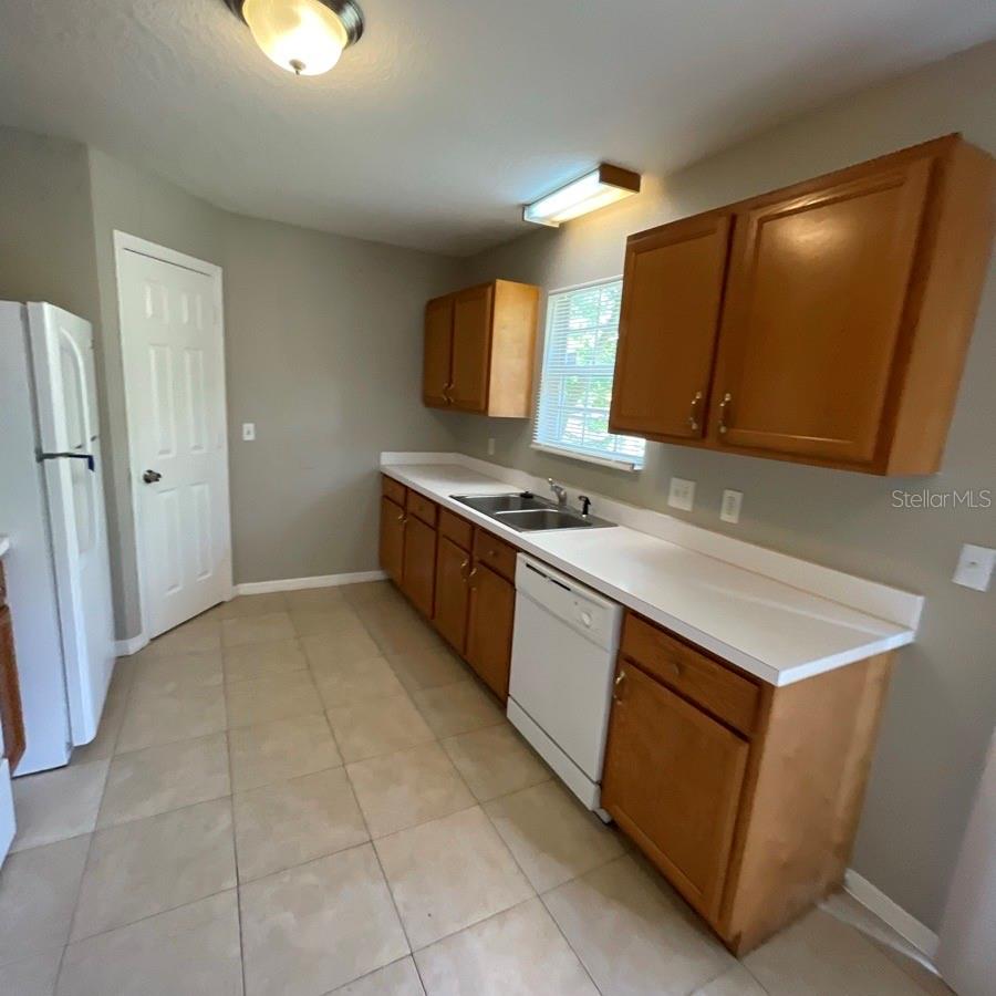 DELTONA LAKES UNIT 33 - Residential