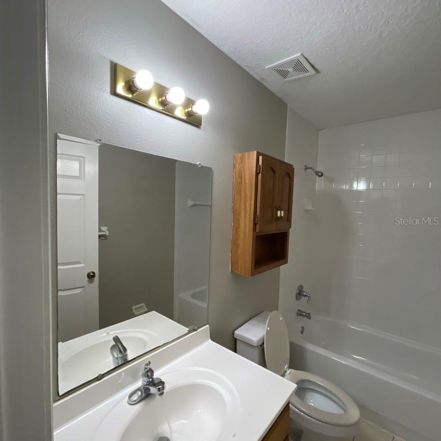 DELTONA LAKES UNIT 33 - Residential