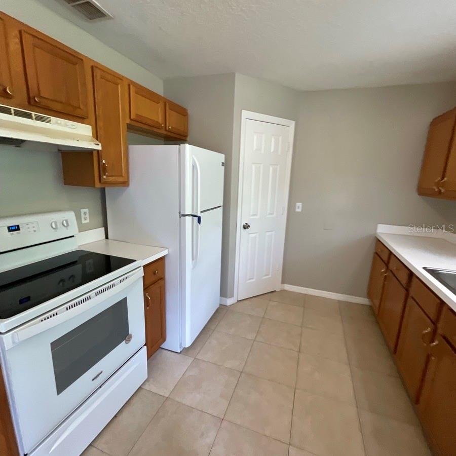 DELTONA LAKES UNIT 33 - Residential