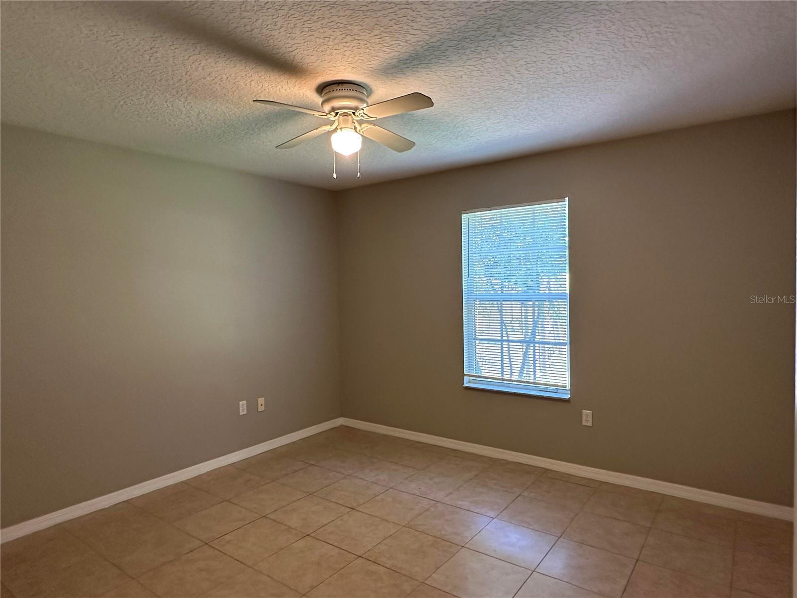 DELTONA LAKES UNIT 33 - Residential