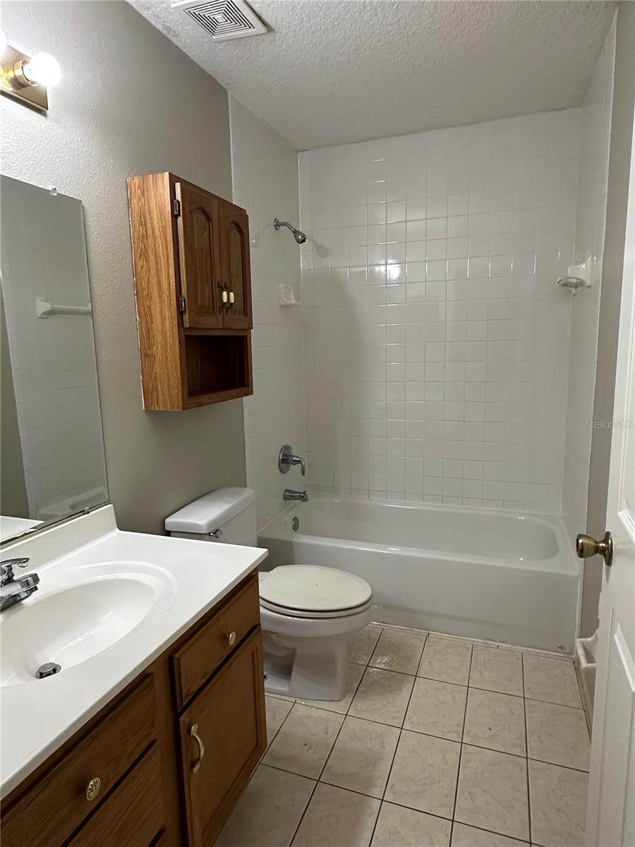 DELTONA LAKES UNIT 33 - Residential