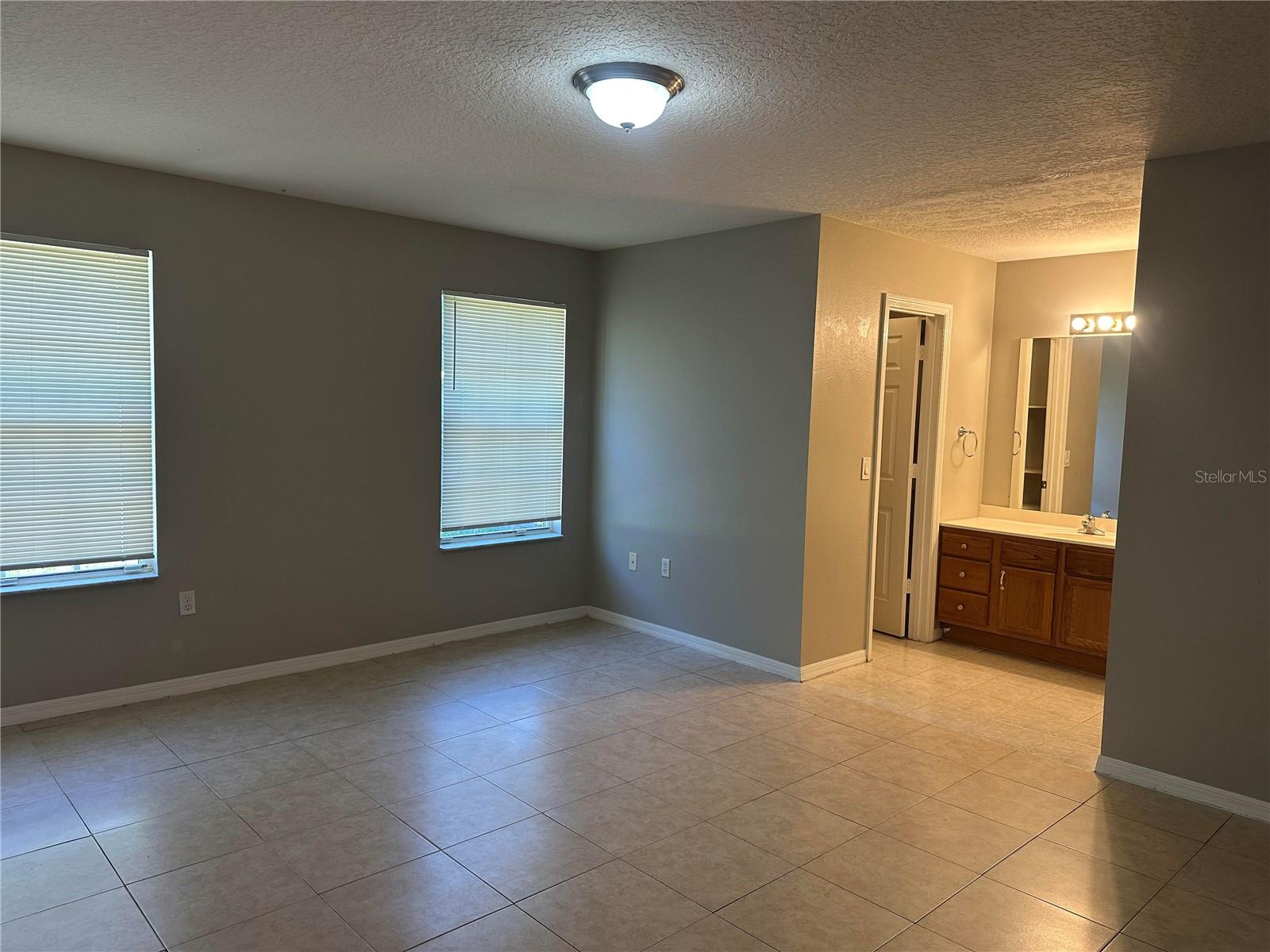 DELTONA LAKES UNIT 33 - Residential