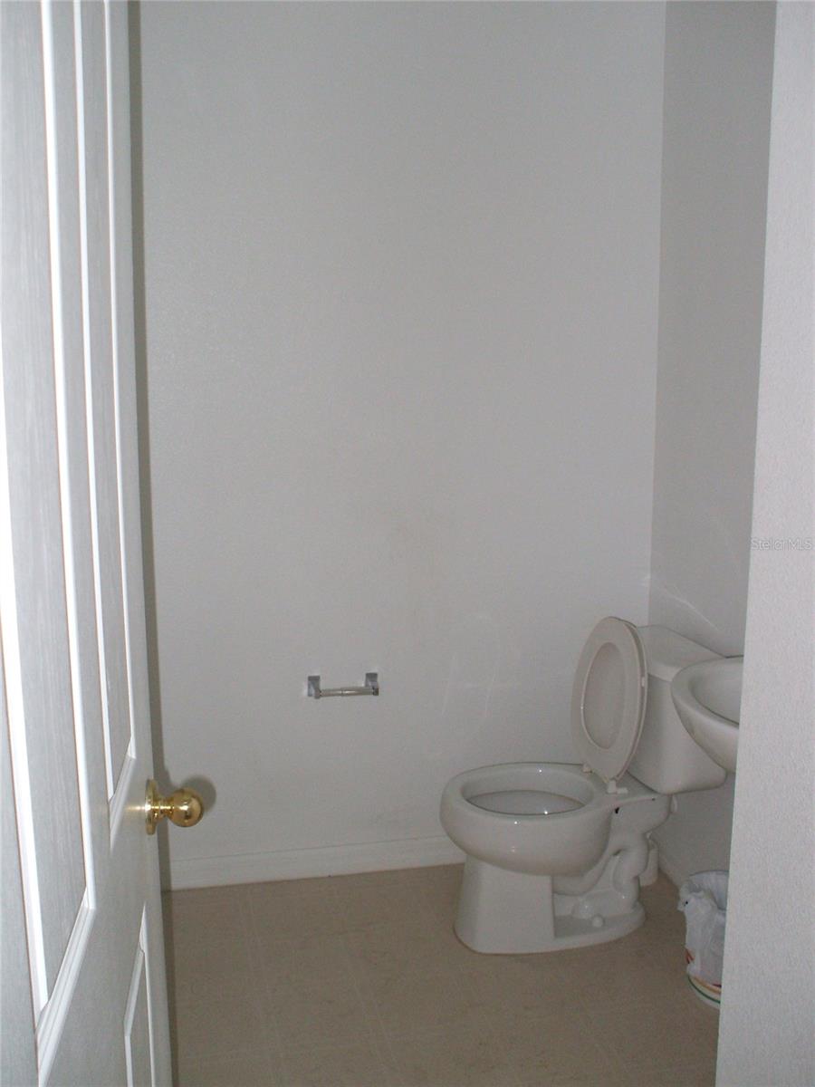 HERITAGE LAKES PH 2 - Residential Lease