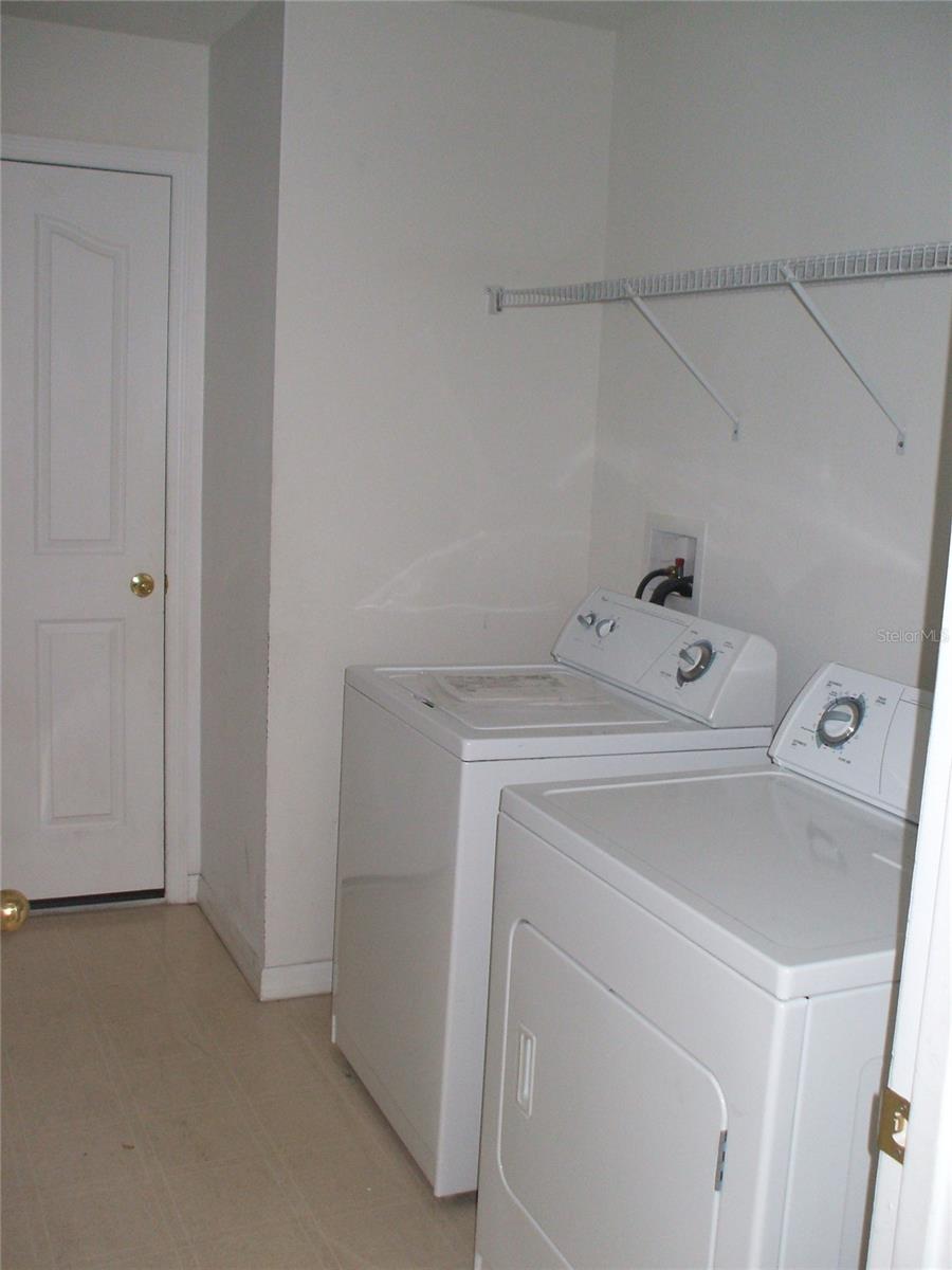 HERITAGE LAKES PH 2 - Residential Lease