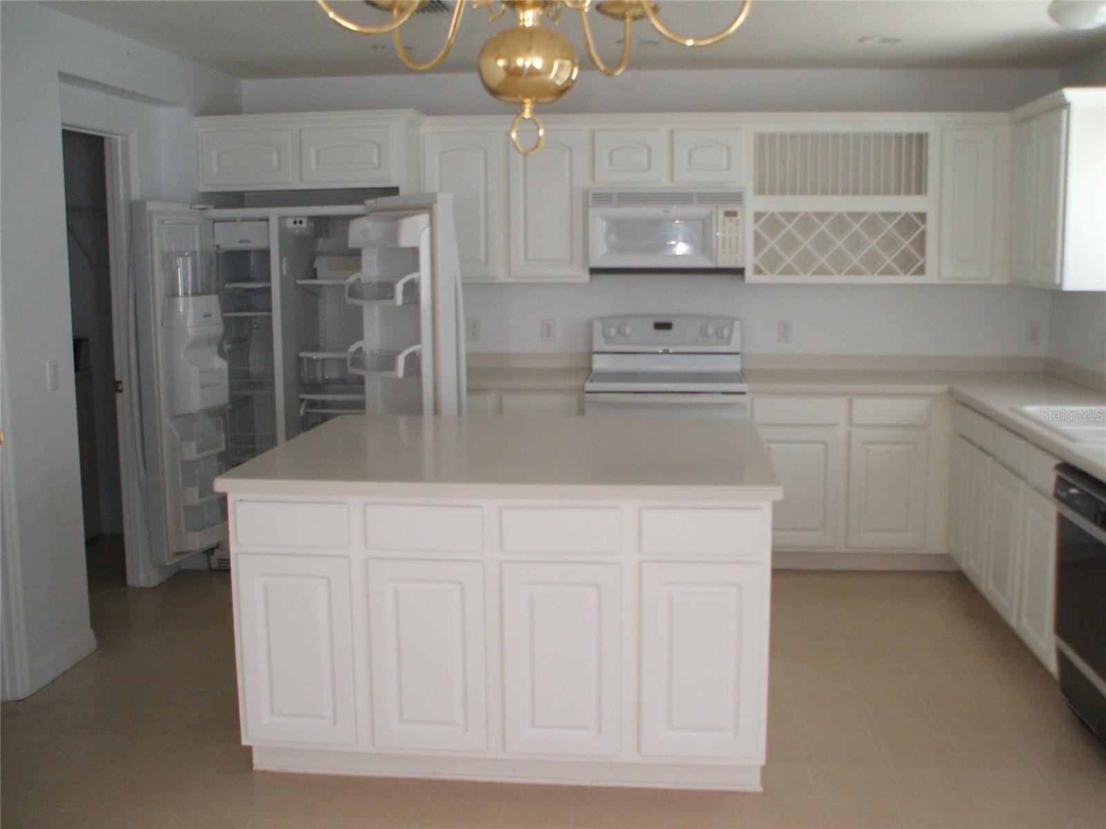 HERITAGE LAKES PH 2 - Residential Lease