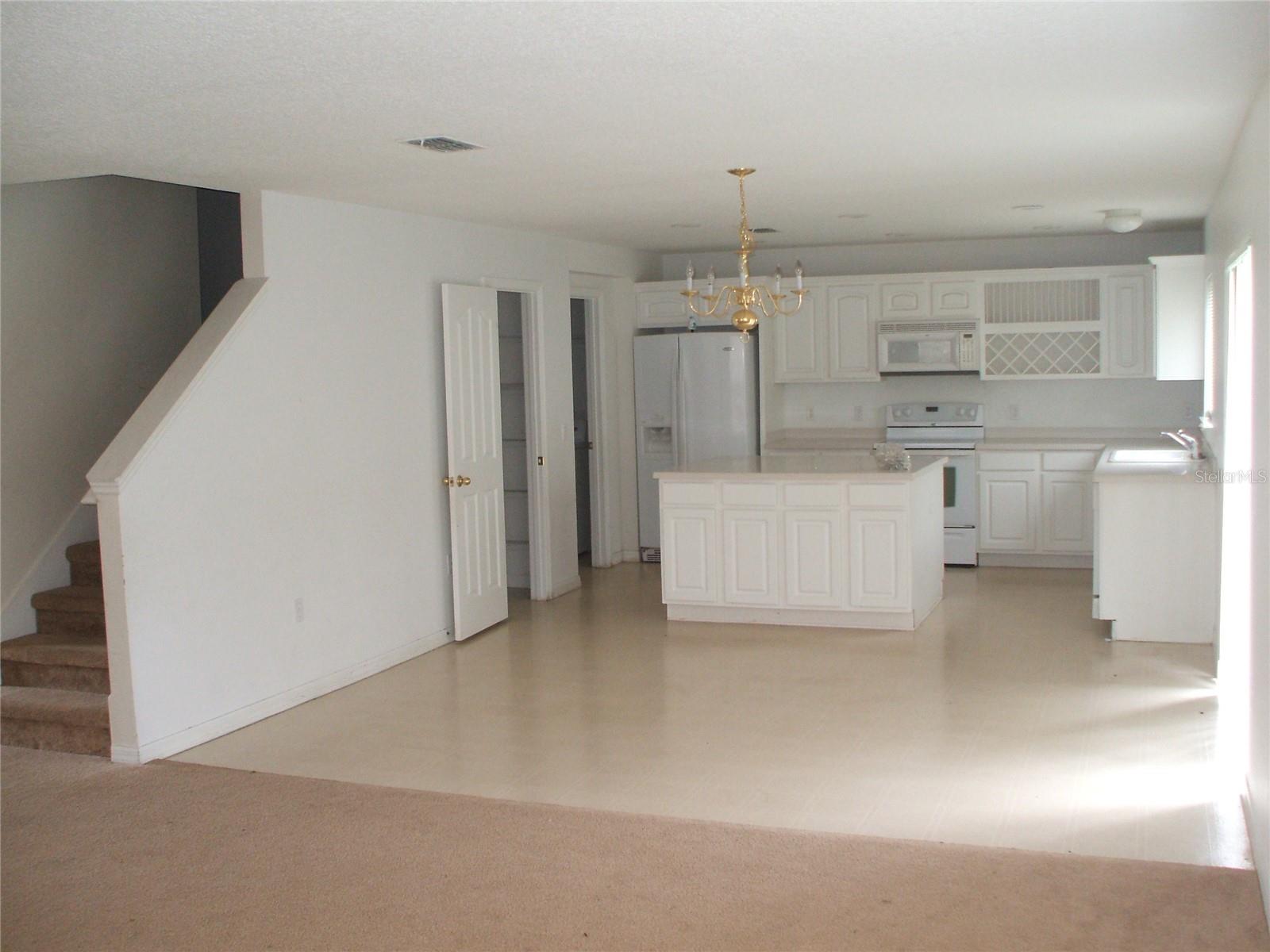 HERITAGE LAKES PH 2 - Residential Lease