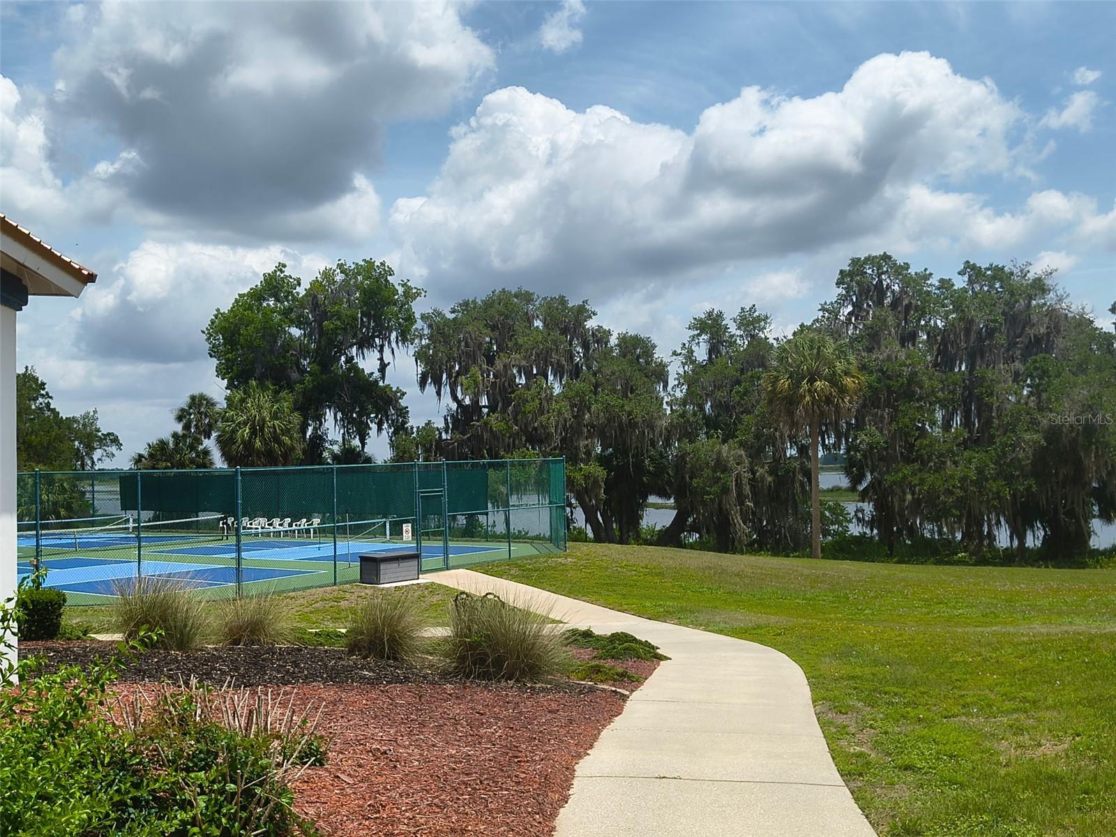 ARBOR LAKES UNIT 02 - Residential