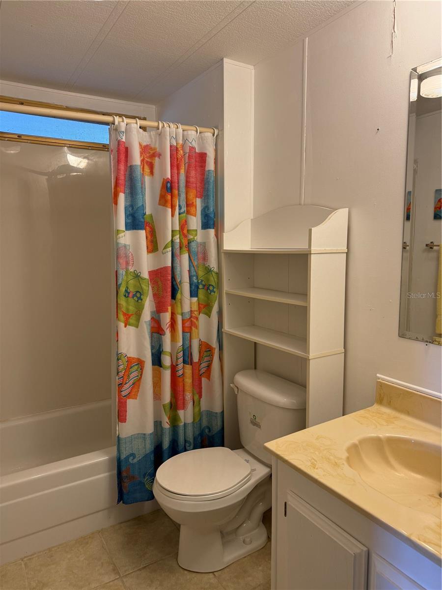 LAKE TARPON MOBILE HOME VILLAGE - Residential Lease