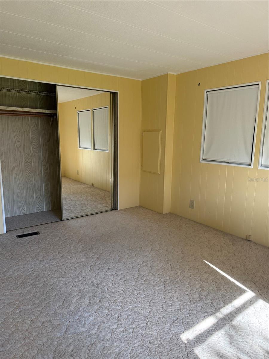 LAKE TARPON MOBILE HOME VILLAGE - Residential Lease
