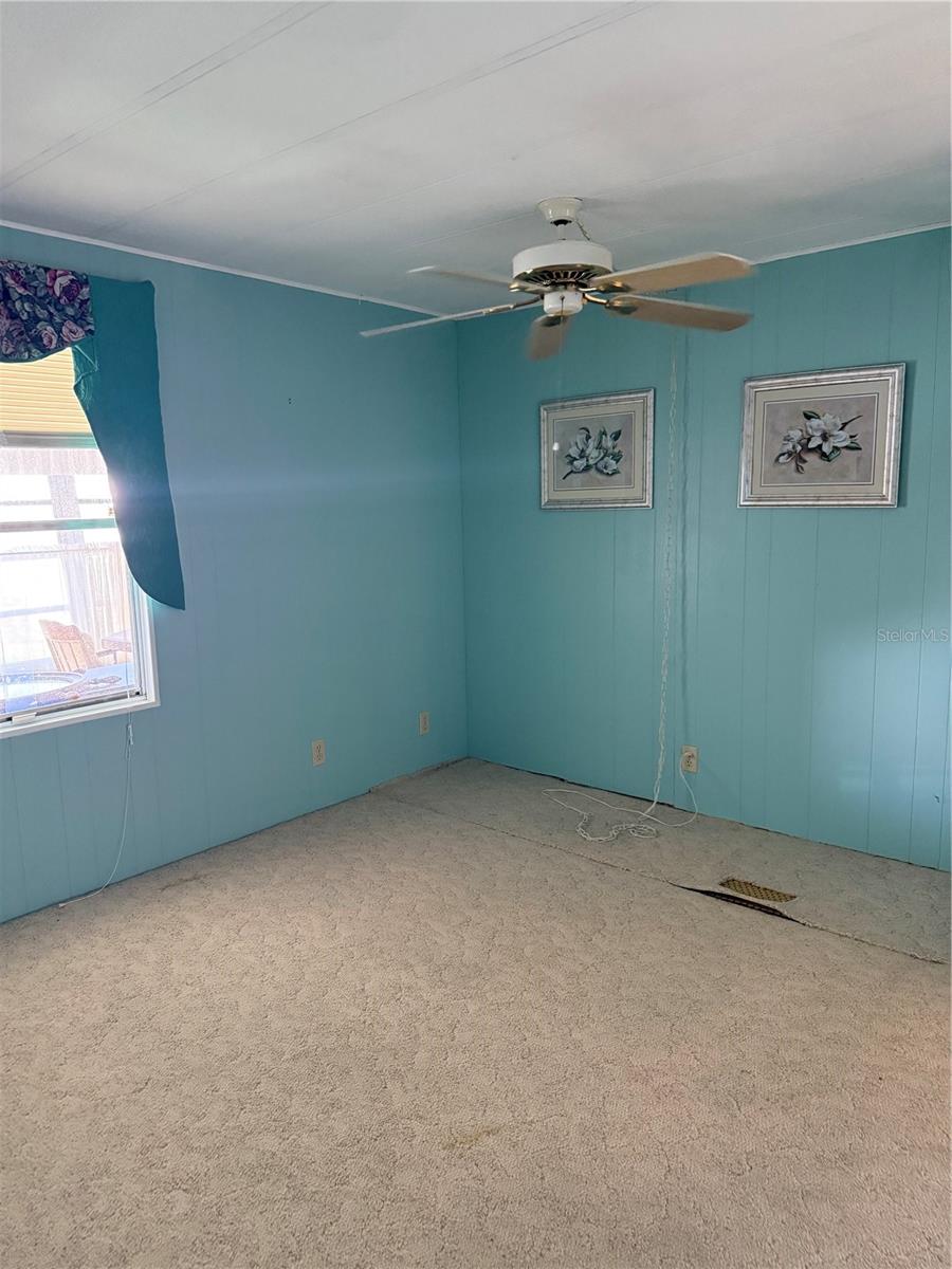 LAKE TARPON MOBILE HOME VILLAGE - Residential Lease