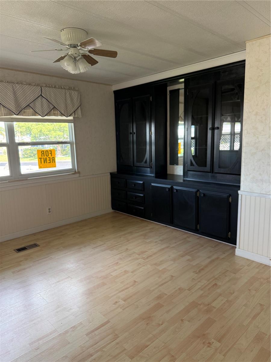 LAKE TARPON MOBILE HOME VILLAGE - Residential Lease