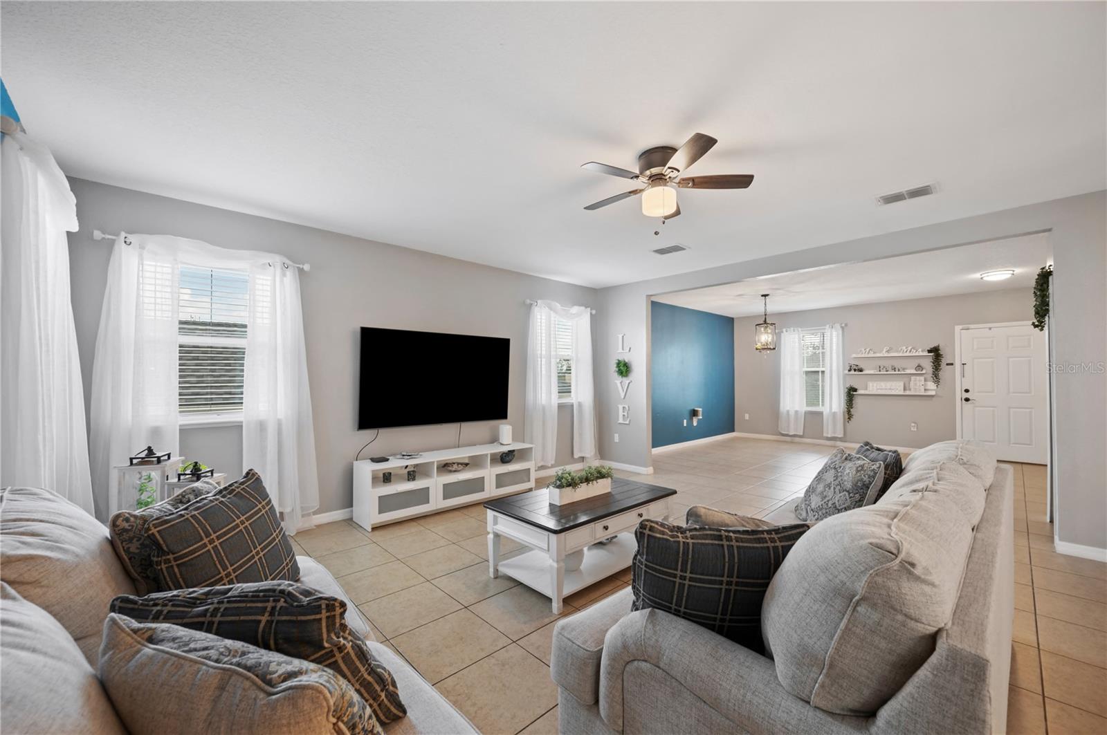 WHISPERING RIDGE PH 01 - Residential