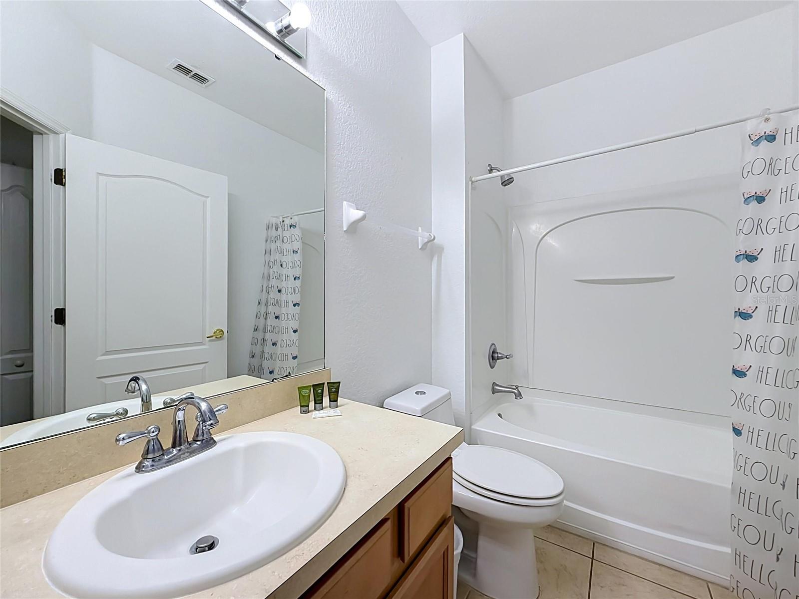 CORAL CAY RESORT - Residential