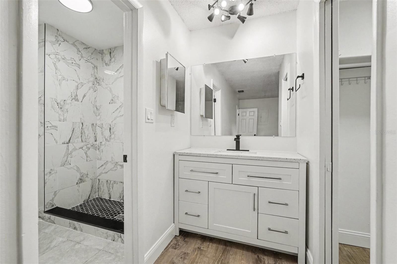 TERRACE PARK SUB - Residential Lease