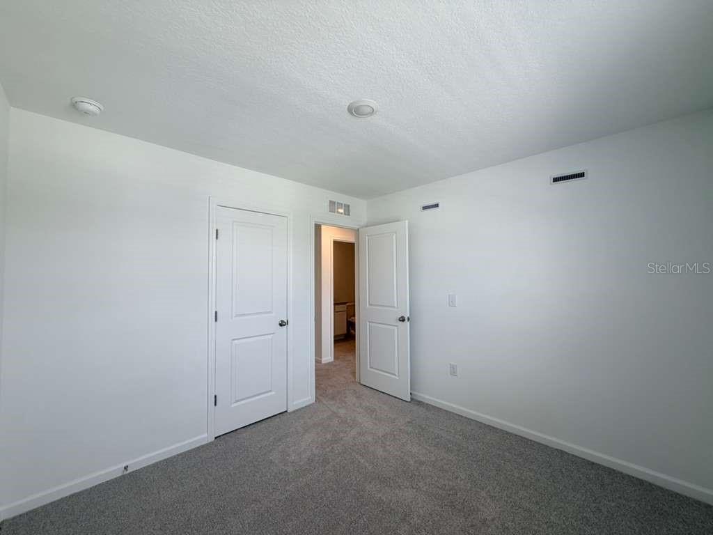 TEMPLES XING - Residential Lease