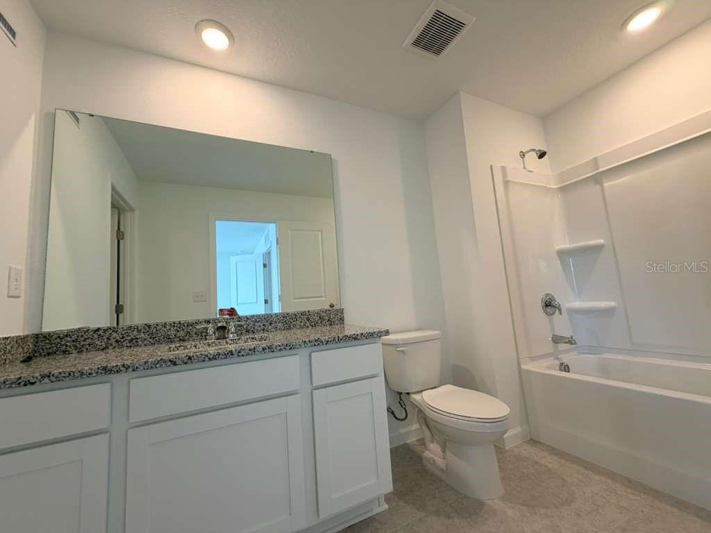 TEMPLES XING - Residential Lease