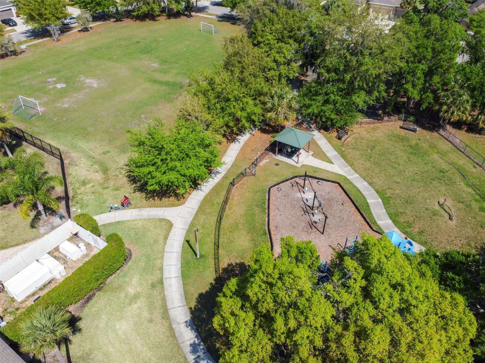 CHANNING PARK - Residential