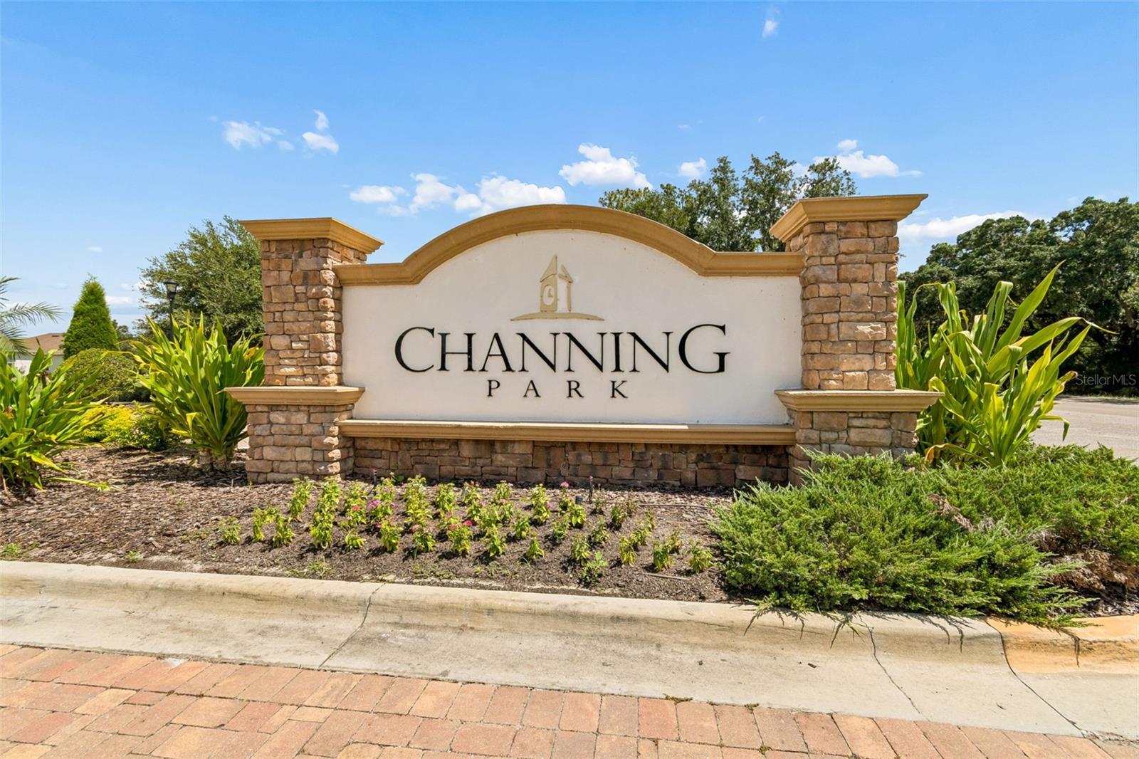 CHANNING PARK - Residential
